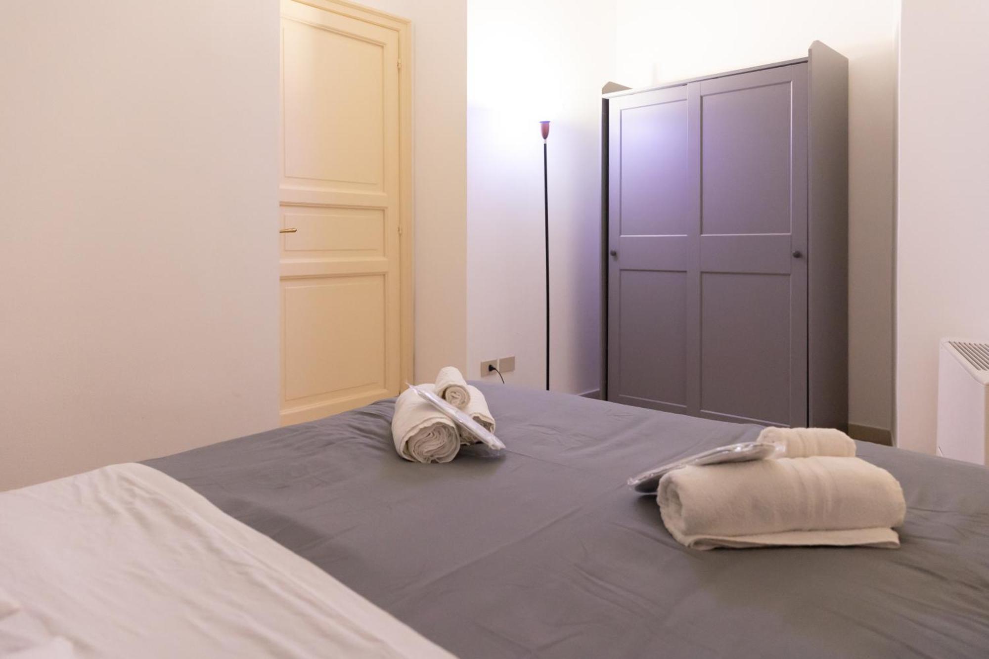 Apartamento Dimora Artale In Cattedrale Palermo Exterior foto